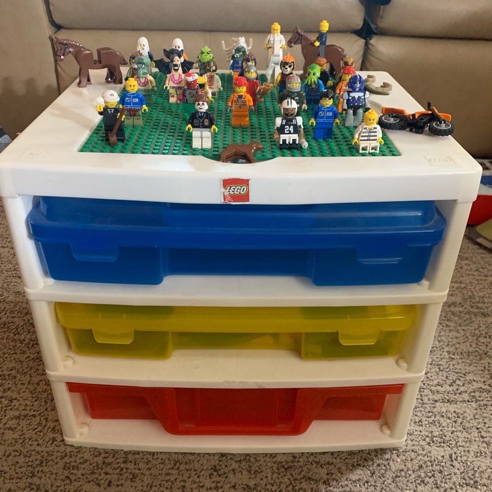 Used lego holder